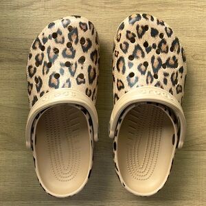 Animal Print Crocs - Leopard